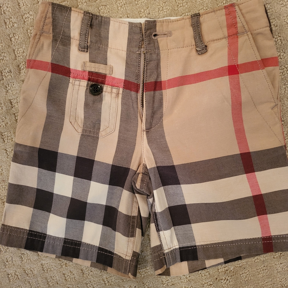 SOLD SOLD SOLD!!!! Burberry Boy's Classic Check Shorts Size 4Y
